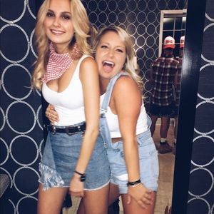 Denim fringe skirt from Zara